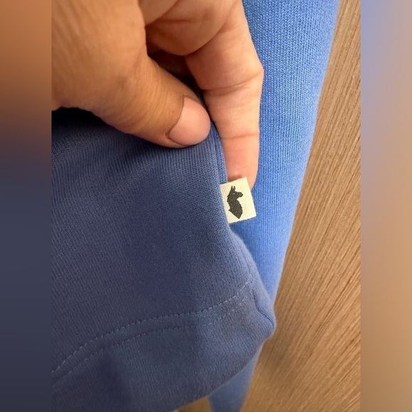 Cotopaxi Do Good Crop Hooded Sweatshirt, Size Large (v) - Picture 5 of 12